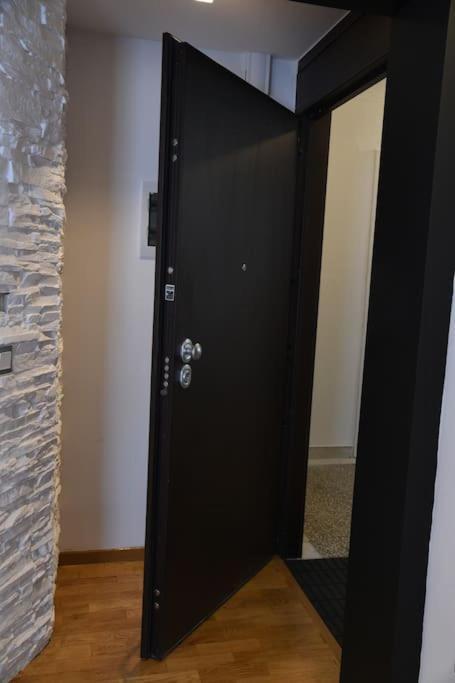 Syntagma Square, 30Sqm Nikis Luxurious Studio Atenas Exterior foto