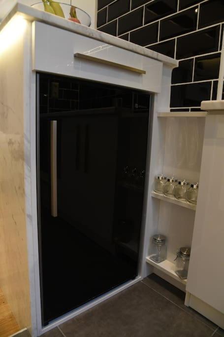 Syntagma Square, 30Sqm Nikis Luxurious Studio Atenas Exterior foto